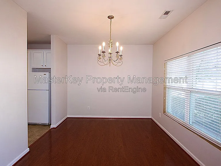 508 Bayou Ct — Photo 4