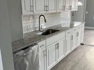 55 Nagle St, Springfield, MA 01151