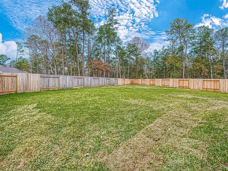 213 McCrea Ct — Photo 47