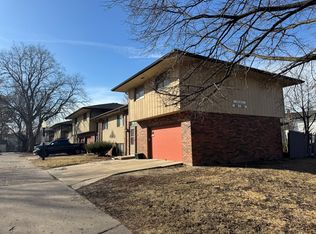 820 E Milwaukee St #824, Janesville, WI 53545
