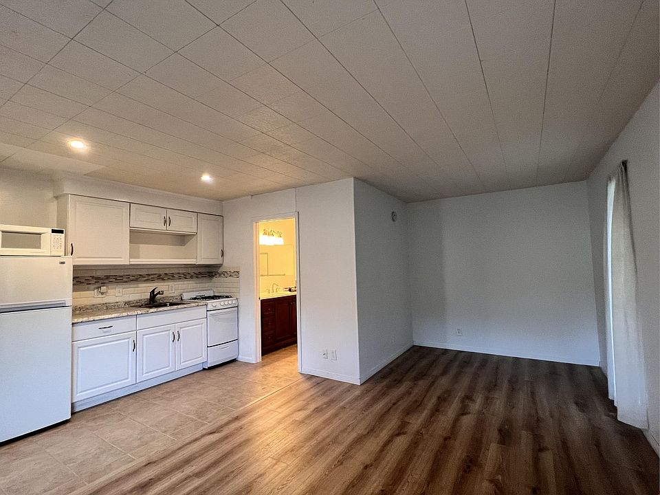 1st image of 5493 Agana Dr