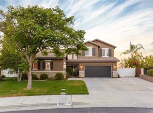 26163 Castle Ln, Murrieta, CA 92563