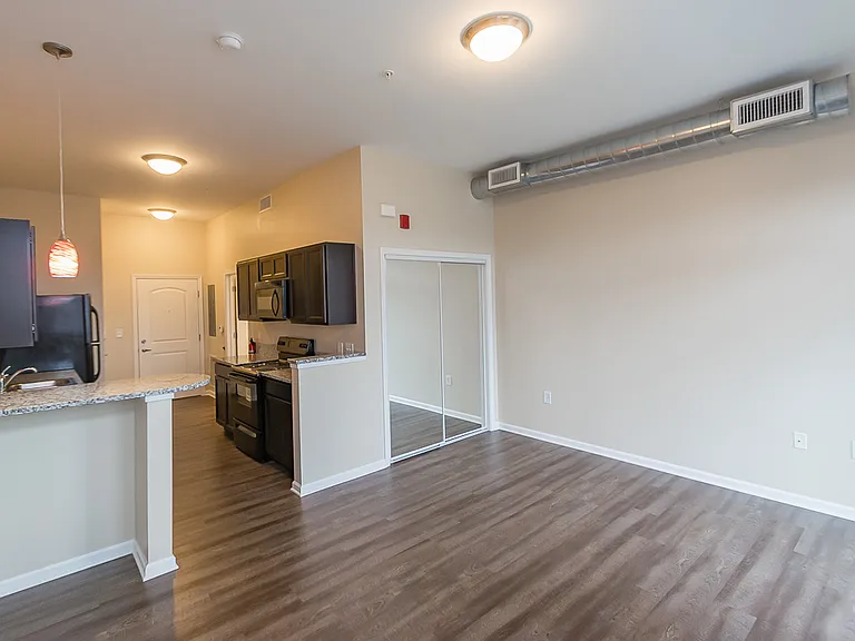 632MLK Apartments — Photo 12