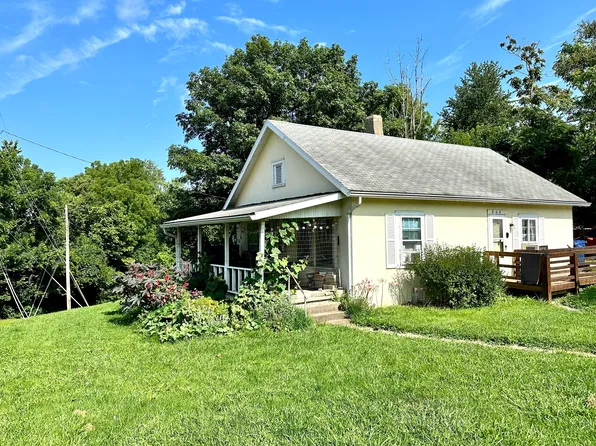 808 S Jackson St, Greencastle, IN 46135