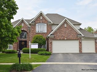 39W288 Sheldon Ct, Geneva, IL 60134