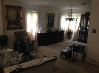 42 Thurston Ave, Ewing, NJ 08618