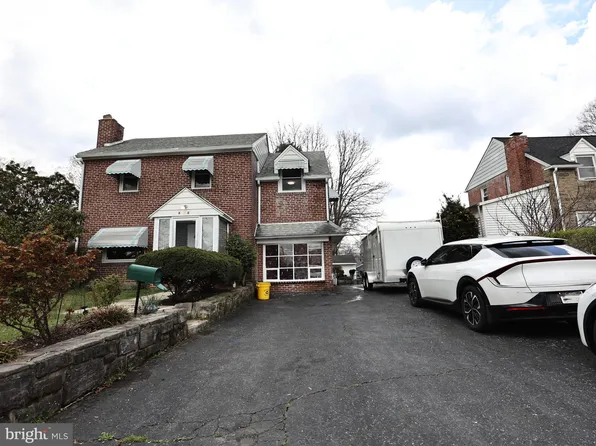 656 S Chester Rd, Swarthmore, PA 19081