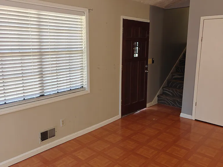 4464 Tee Pee Ct — Photo 10