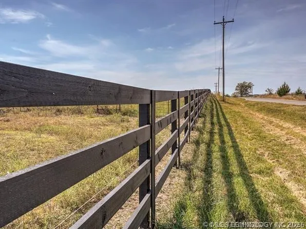 N 52nd Ave W, Sperry, OK 74073