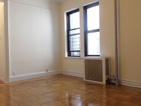 2nd image of 121 Parkside Ave APT 6