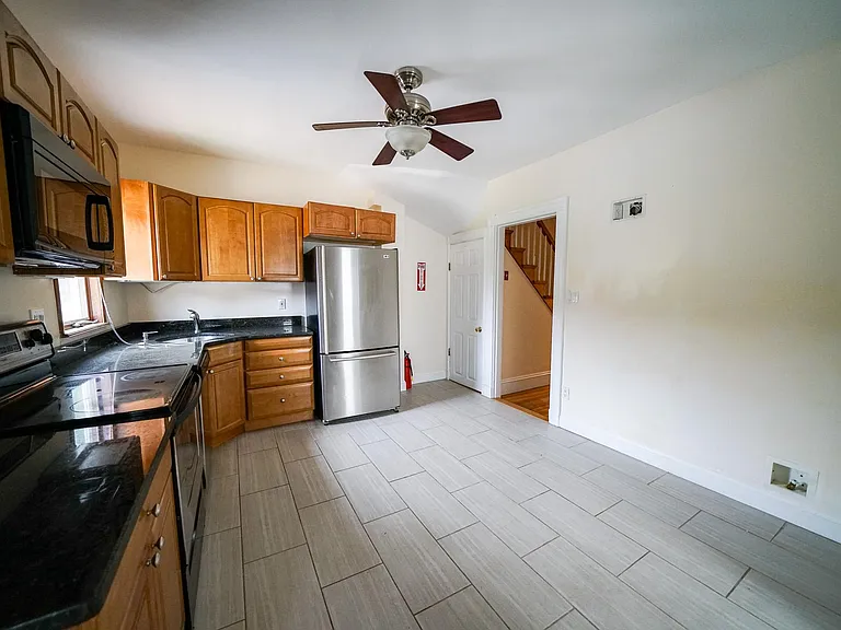 22 Winslow Rd #22 — Photo 12