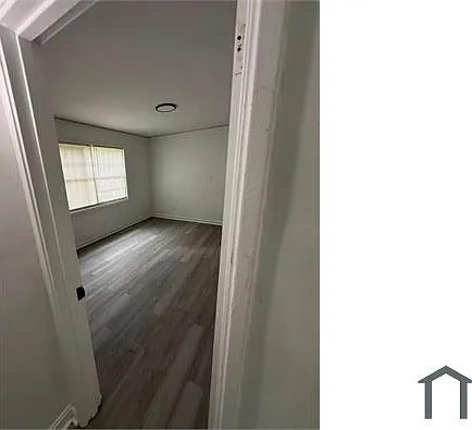 3 bed, $1,100 — Photo 2