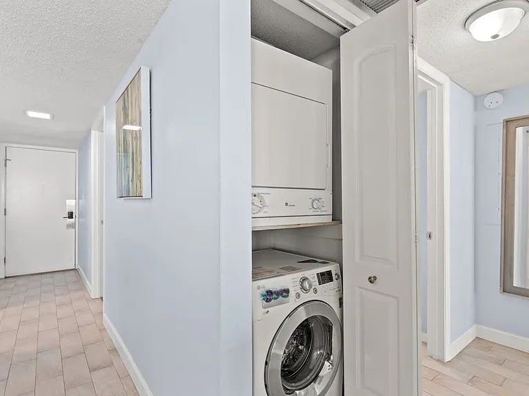 Laundry Room Cabinet