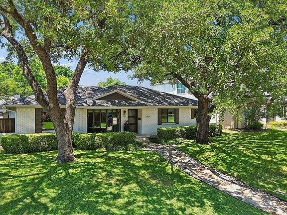 3rd image of 6829 Santa Maria Ln