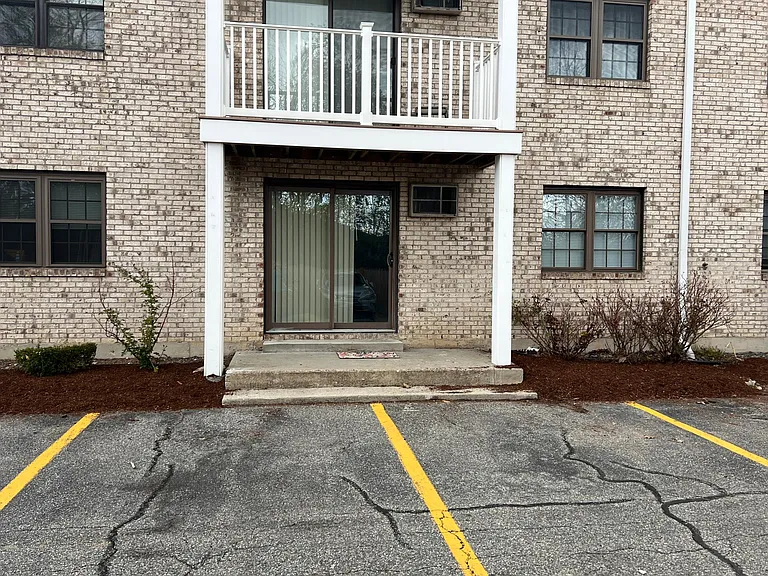 Kenmar Dr — Photo 2