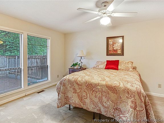 4th image of 517 N Apple Ln