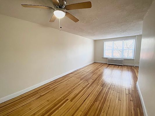 4th image of 28-25 46th St #3F