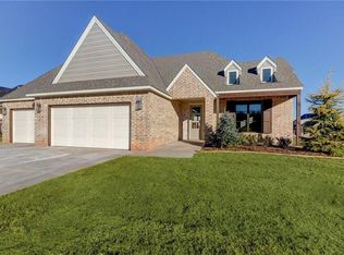 3201 Wind Call Ln, Edmond, OK 73034