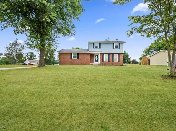 14865 Millrich Cir NE, Hartville, OH 44632