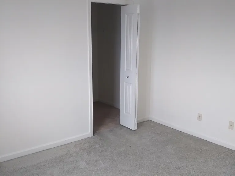 1129 Ridge Creek Cir #102 — Photo 24