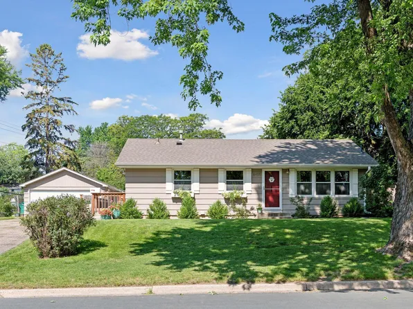 8400 Kell Ave S, Bloomington, MN 55437