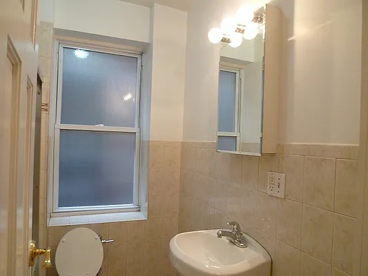 Rented by Citi Habitats | media 13