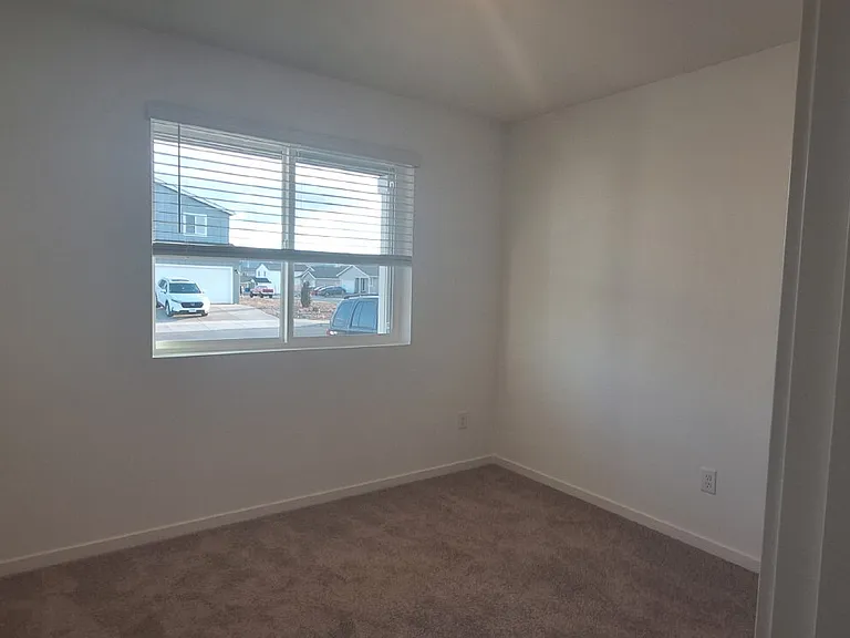 1349 NE Cobbleridge Loop — Photo 28