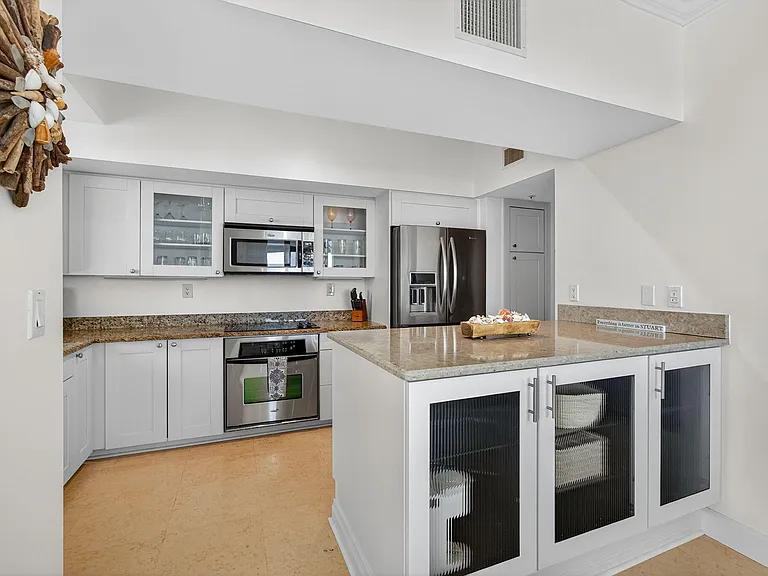 275 NW Flagler Ave #204 — Photo 12
