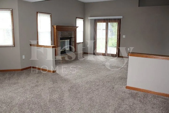 10311 Park Valley Dr — Photo 6