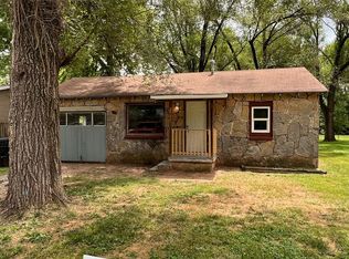 2730 W Chestnut St, Springfield, MO 65802