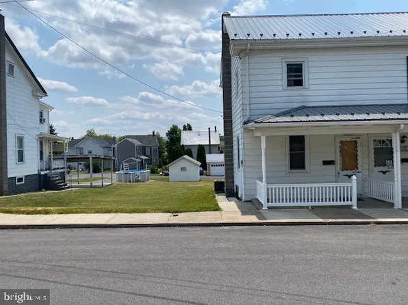 612 North St, Mifflintown, PA 17059