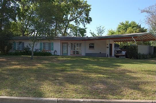 Exterior Front View- Corner Lot (huge front & back yard) 