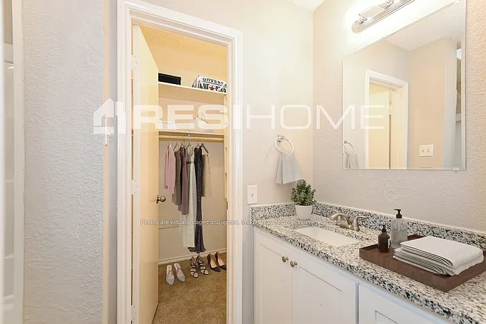 10503 Leroy Ct — Photo 11