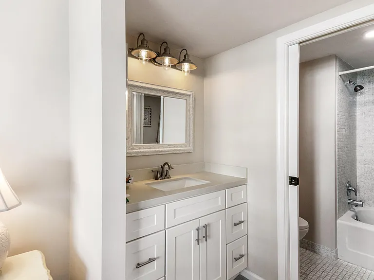 5480 N Ocean Dr #A1D — Photo 12