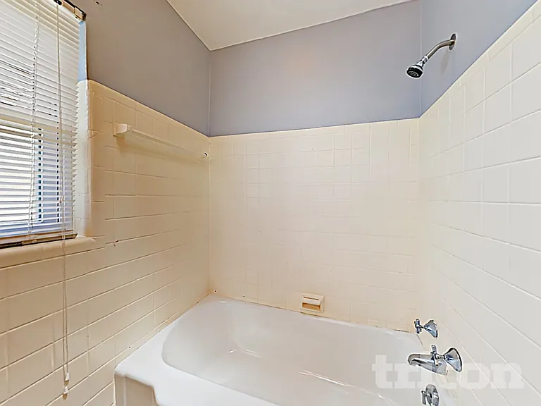 4153 2nd Ave N — Photo 15