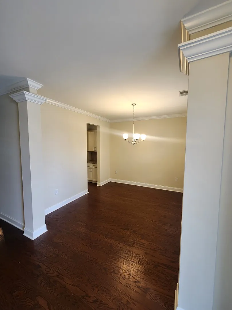 2668 Scarecrow Way — Photo 4