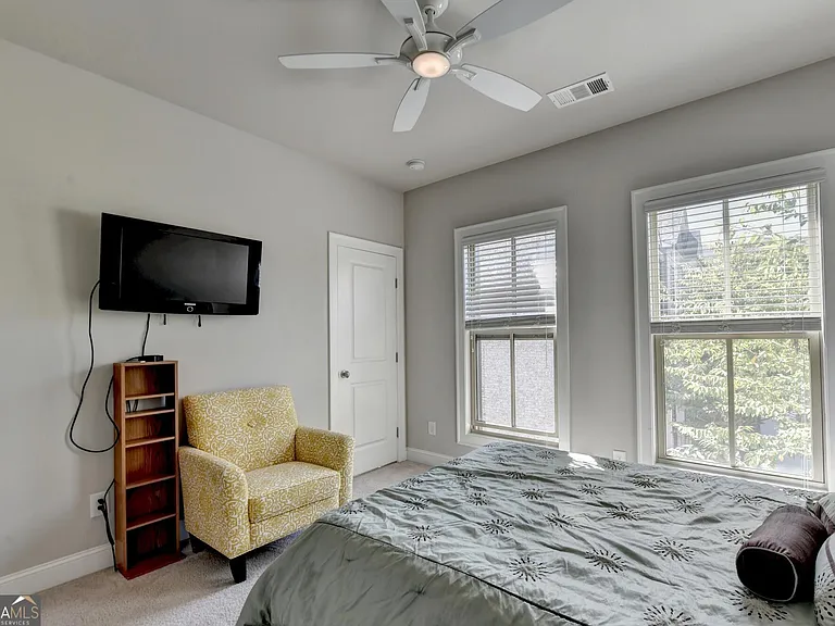 4245 Deming Cir — Photo 25