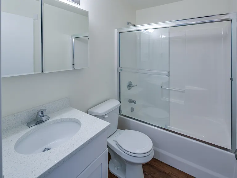 516 32nd St #518-201 — Photo 2