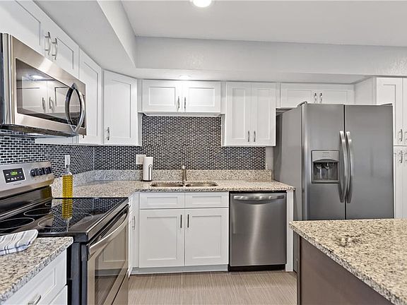 2nd image of 402 Church Ave