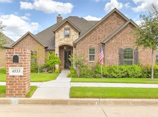 4533 Knoll Ridge Drive, Fort Worth, TX 76008