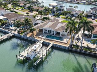 1232 79th St S, Saint Petersburg, FL 33707