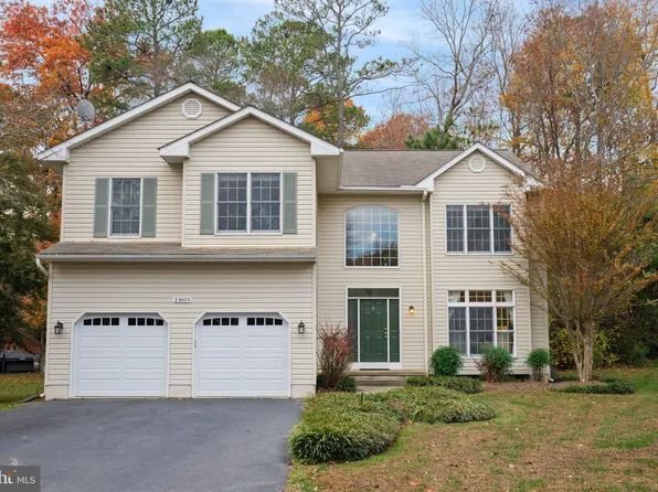 23075 Twinberry Ln, California, MD 20619