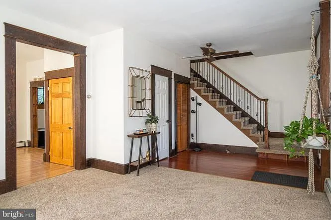 227 Walnut St — Photo 12
