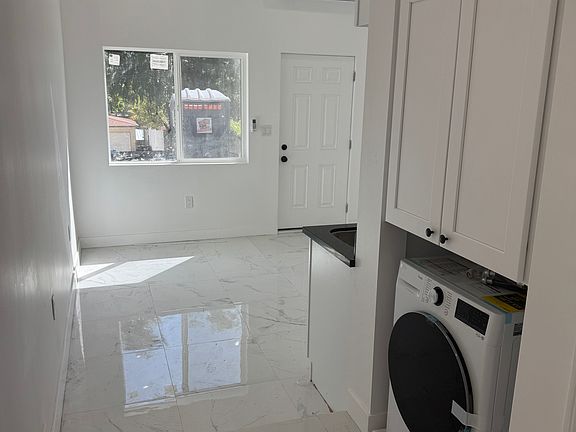 3rd image of 4525 Dunsmore Ave #B