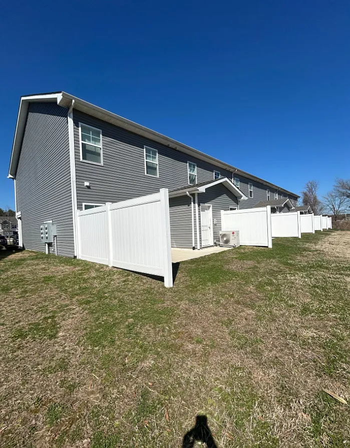 Building Photo - 504 Sunlight Ln #5