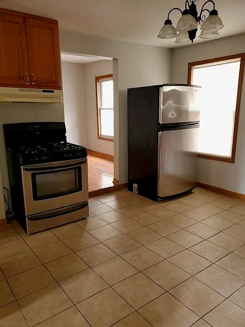 2 bed, $1,025 — Photo 3