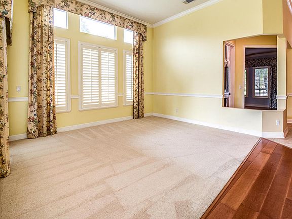 5th image of 841 SW Grand Reserves Blvd