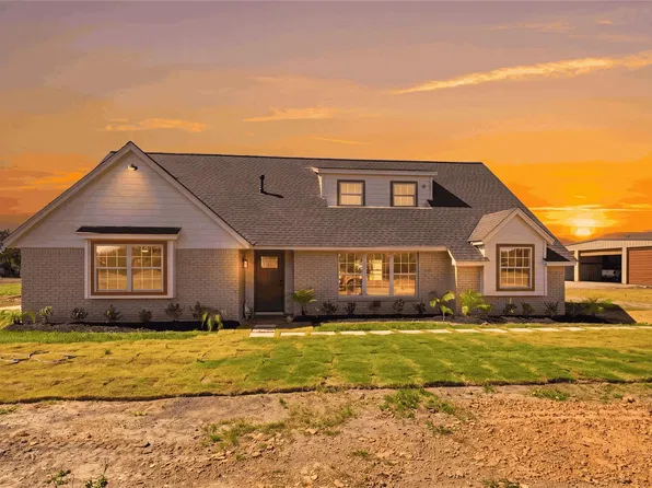 4918 Farmer Rd, Alvin, TX 77511