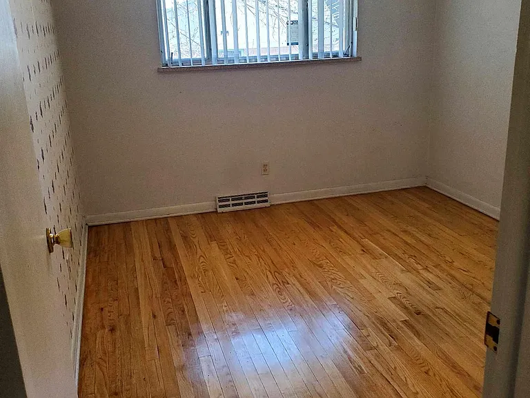 3555 W Pimlico Ave — Photo 12