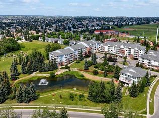 3515 S Hawksbrow Point NW #515, Calgary, AB T3G4C9